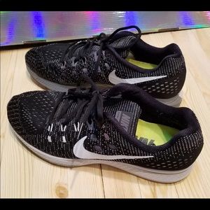 Men’s Nike Athletic Shoes Size 10.5